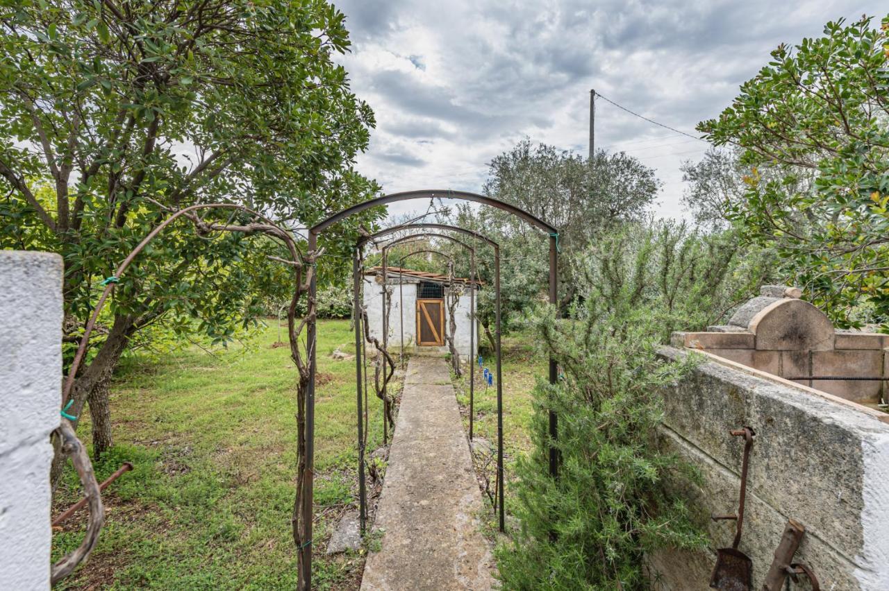 Trullo Saraceno By Rentbeat Villa Ostuni Exteriör bild