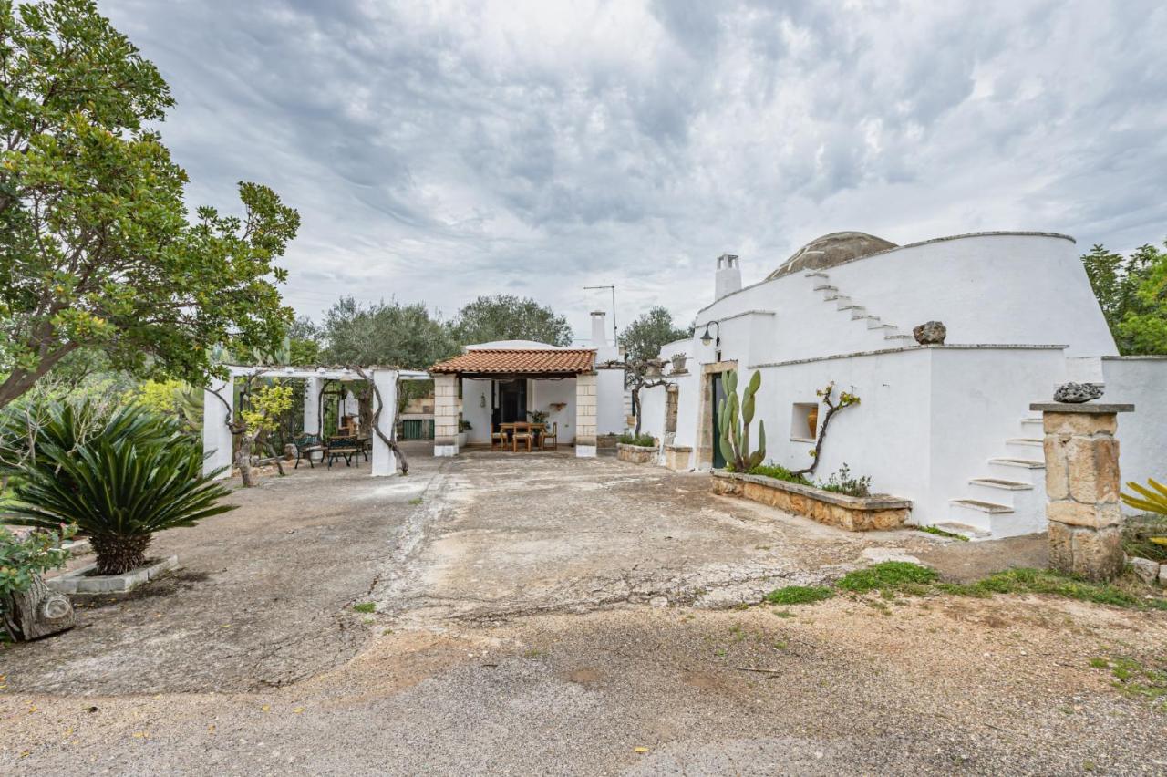 Trullo Saraceno By Rentbeat Villa Ostuni Exteriör bild